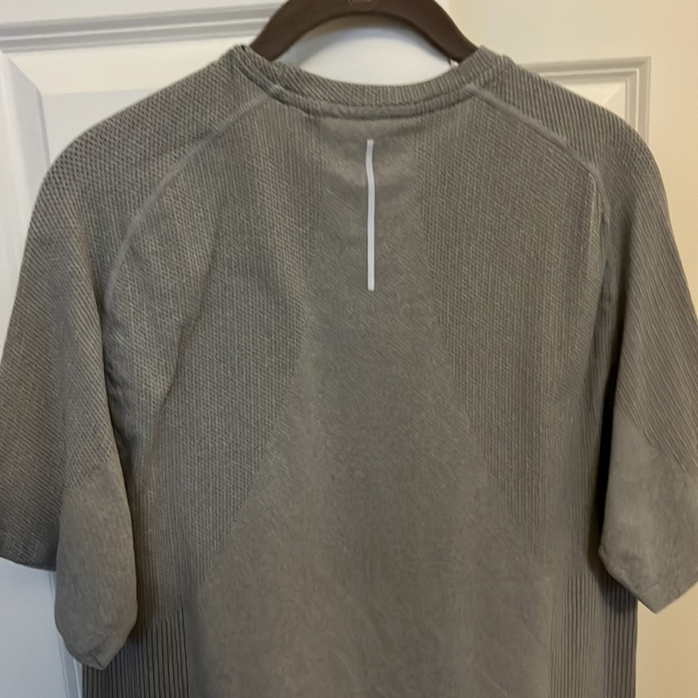 VRST Grey Men’s T-Shirt - Picture 7 of 7
